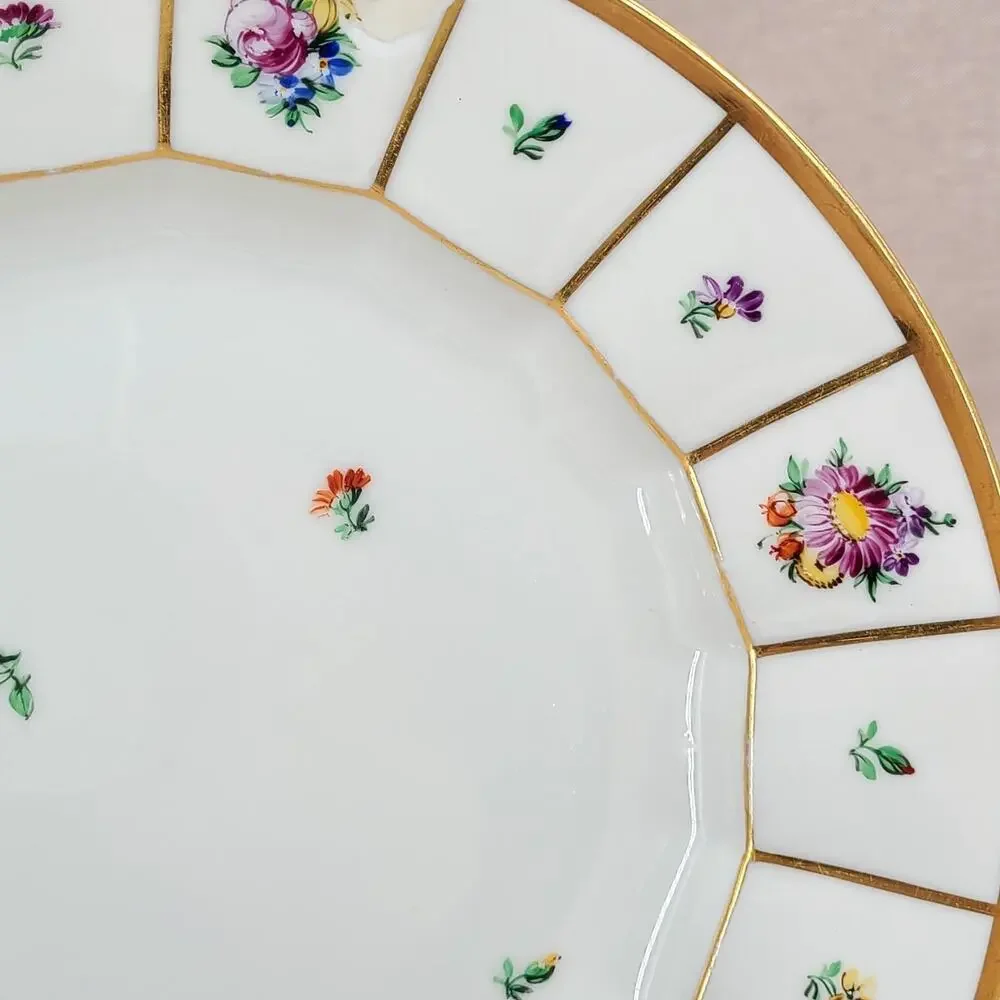 One (1) Royal Copenhagen 'Henriette' 10.25 Inch Dinner Plate #444-8549 Damaged